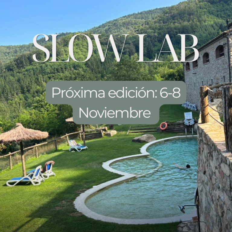 Slow Lab: Una escapada para parar. En plena naturaleza, te ayudaremos a equilibrar tu sistema nervioso, a reducir el estrés y a contectar con tu interior. Si sientes que necesitas parar, escucharte y encontrar claridad mental, este puede ser tu espacio.